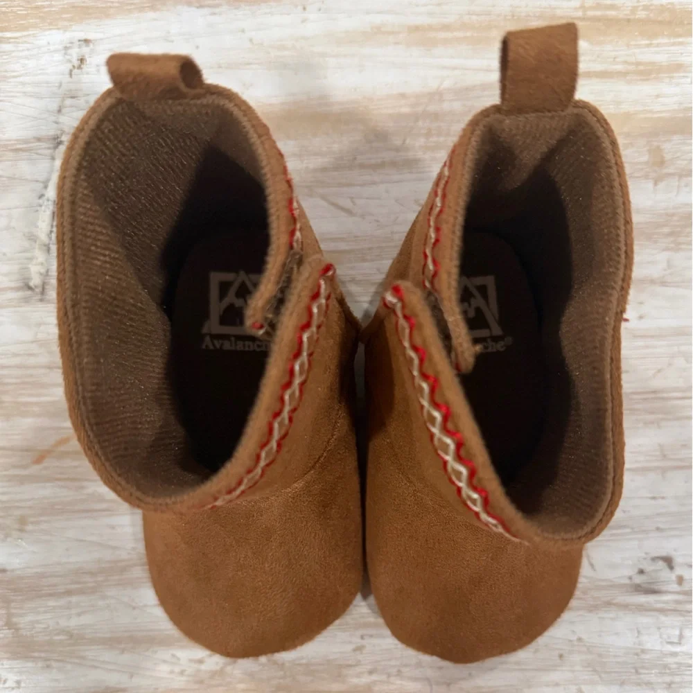 Avalanche Brown Suede Baby Boots with Red Trim (Size 6-9 months)